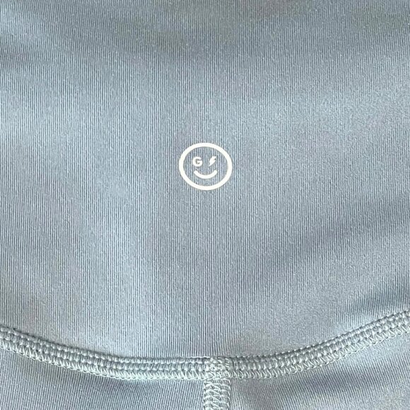 Gilly Hicks Go Recharge High-Rise Flare Leggings Womens XS Gray Soft Stretch - Picture 3 of 9